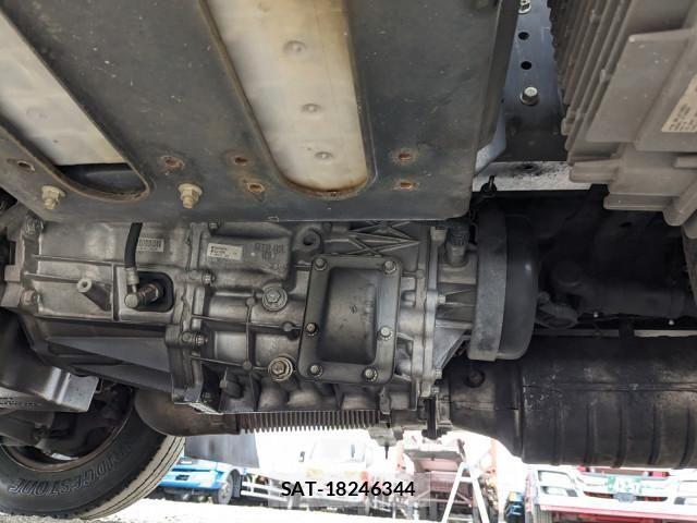 Mitsubishi CANTER 2021-02 5861105-20