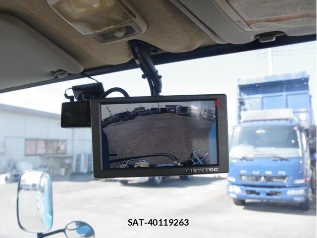 Mitsubishi CANTER 2017-02 5861082-23
