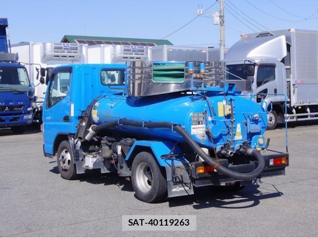 Mitsubishi CANTER 2017-02 5861082-2