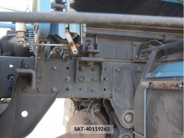 Mitsubishi CANTER 2017-02 5861082-6
