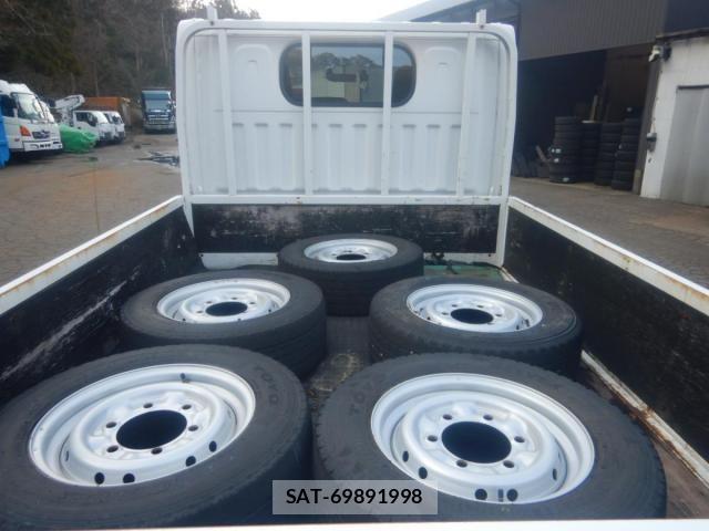 Mitsubishi CANTER 2015-12 6007990-12