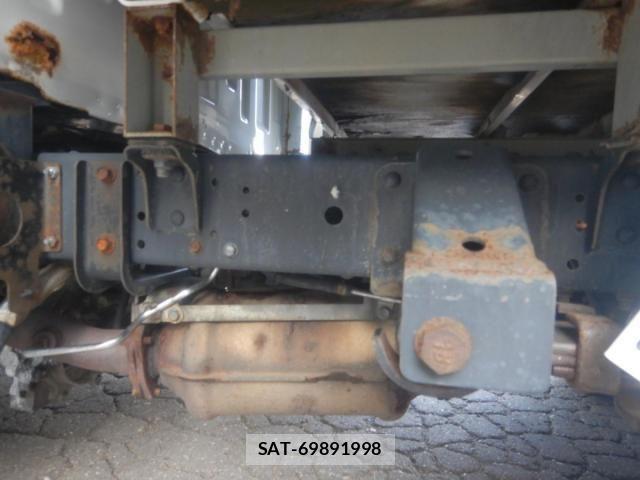 Mitsubishi CANTER 2015-12 6007990-15