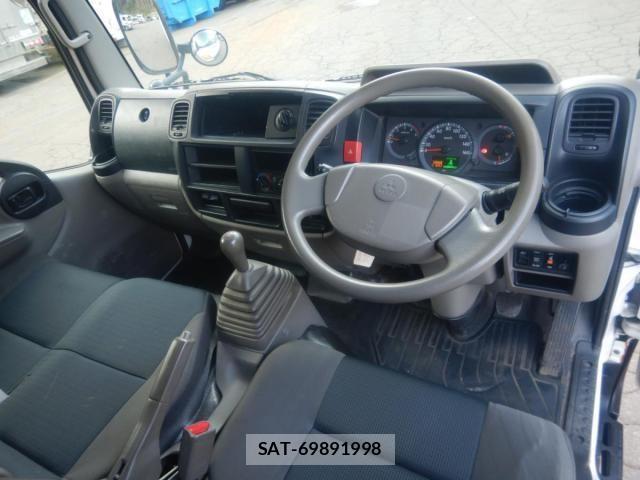 Mitsubishi CANTER 2015-12 6007990-26