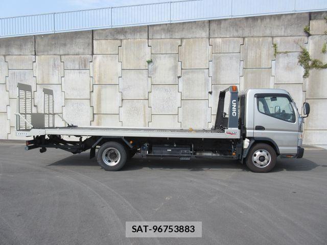 Mitsubishi CANTER 2021-04 6007878-9