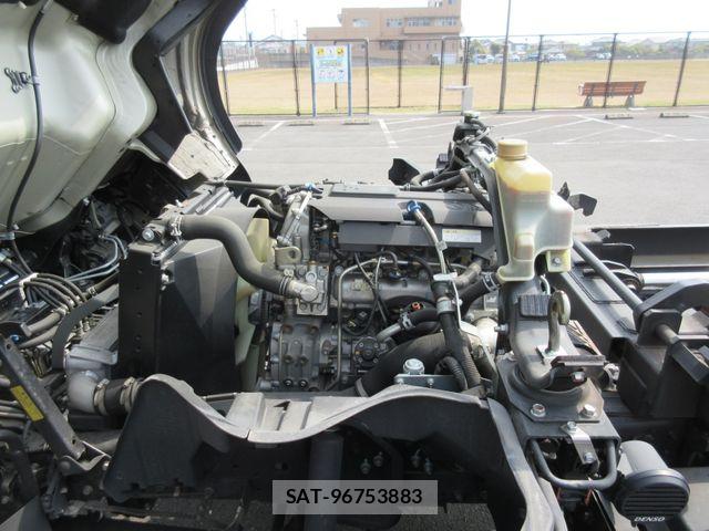 Mitsubishi CANTER 2021-04 6007878-22