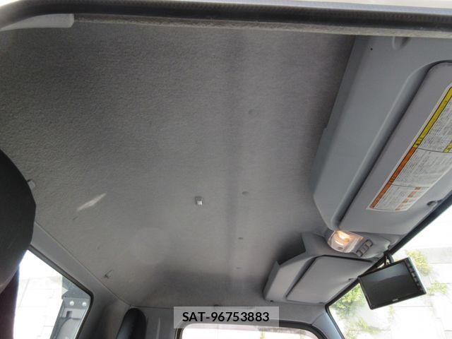 Mitsubishi CANTER 2021-04 6007878-28