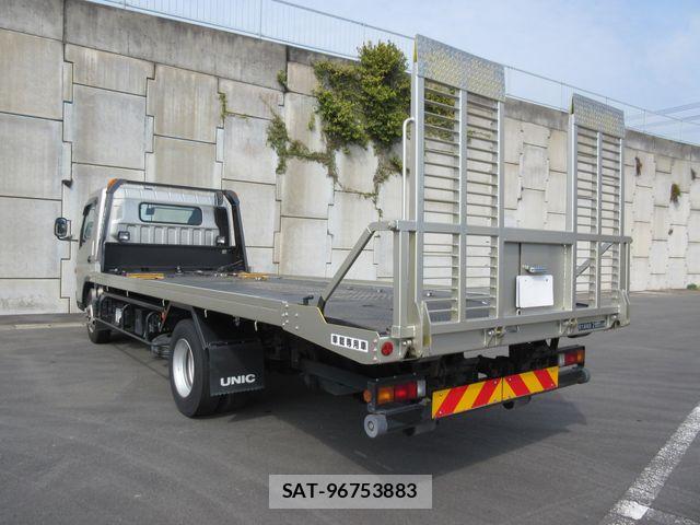 Mitsubishi CANTER 2021-04 6007878-2
