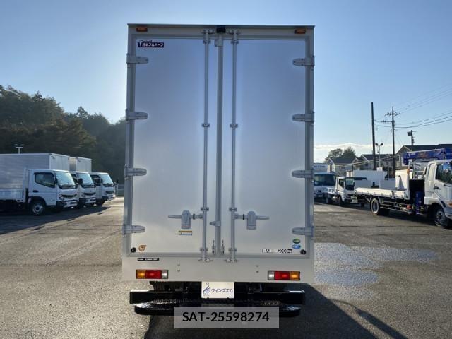 Mitsubishi CANTER 2026-01 6007879-7
