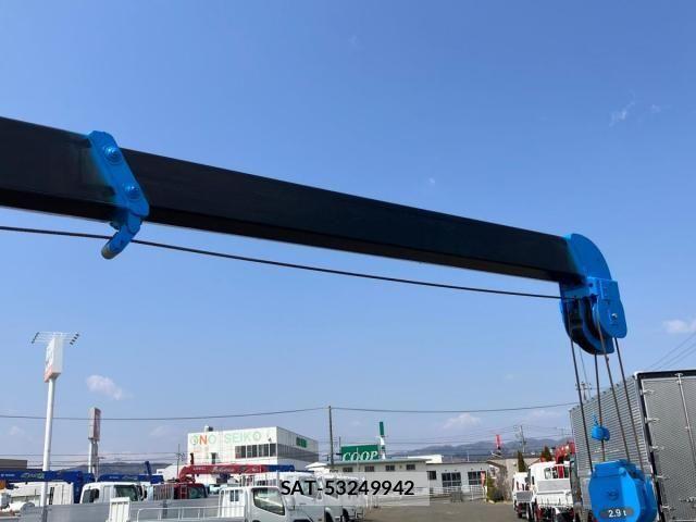 Mitsubishi CANTER 2025-12 6007861-12