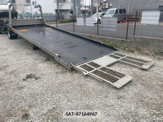 Mitsubishi CANTER 2015-02 6007908-17