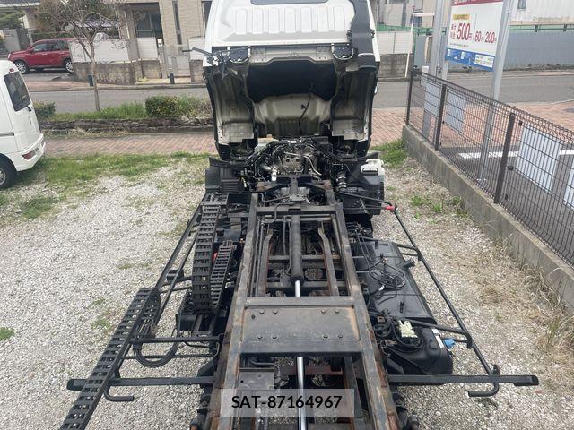 Mitsubishi CANTER 2015-02 6007908-20
