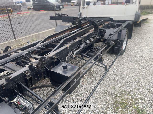 Mitsubishi CANTER 2015-02 6007908-23