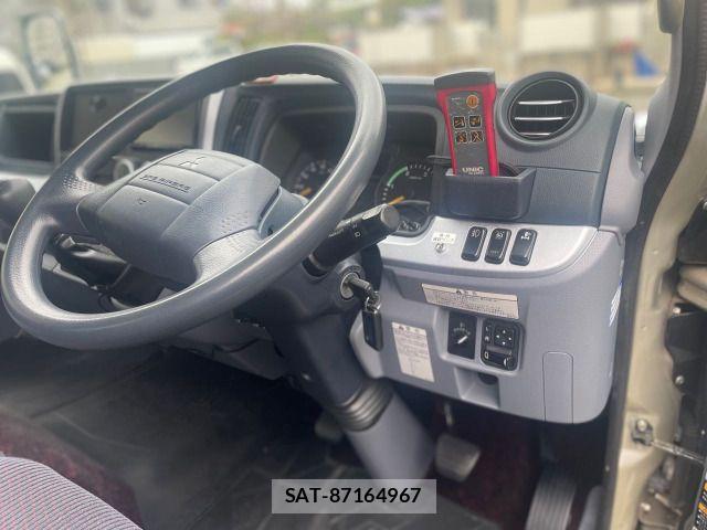 Mitsubishi CANTER 2015-02 6007908-2