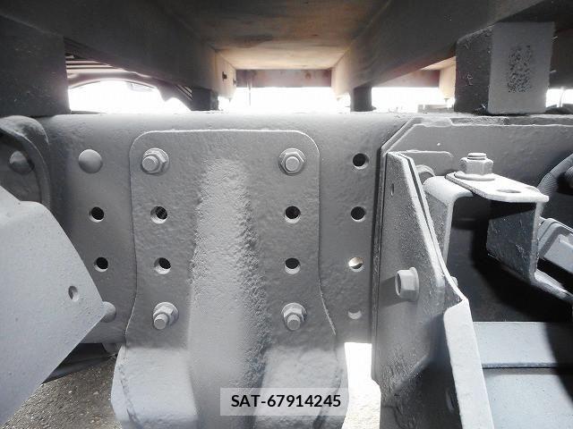 Mitsubishi CANTER 2015-05 6007980-18