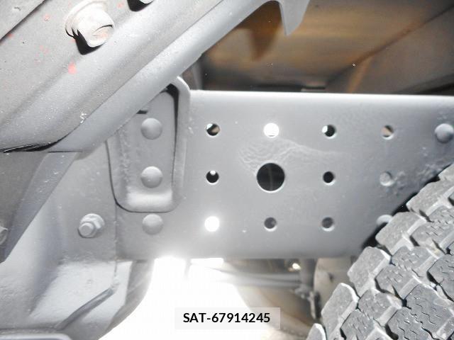 Mitsubishi CANTER 2015-05 6007980-21