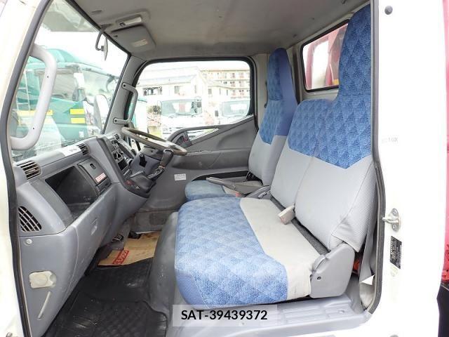 Mitsubishi CANTER 2007-06 6007987-17
