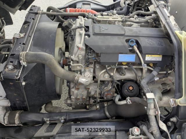 Mitsubishi CANTER 2019-03 6007945-17