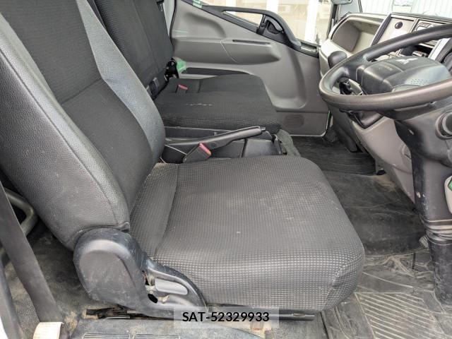 Mitsubishi CANTER 2019-03 6007945-19