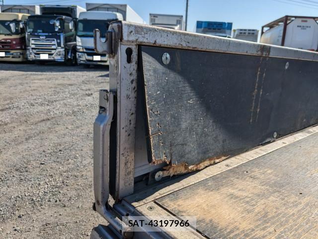 Mitsubishi CANTER 2021-09 6007942-17