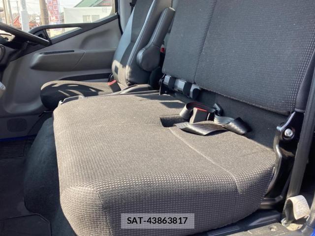 Mitsubishi CANTER 2022-07 6007891-21