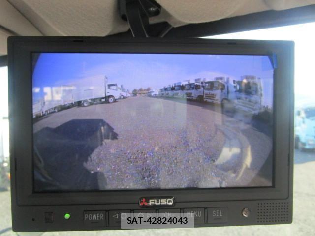 Mitsubishi CANTER 2025-12 6007889-15