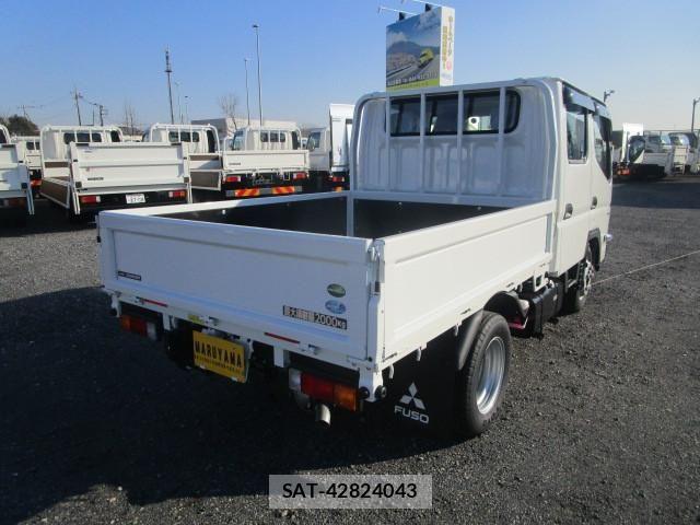 Mitsubishi CANTER 2025-12 6007889-3