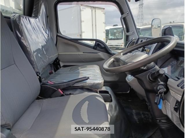 Mitsubishi CANTER 2019-02 6007900-21
