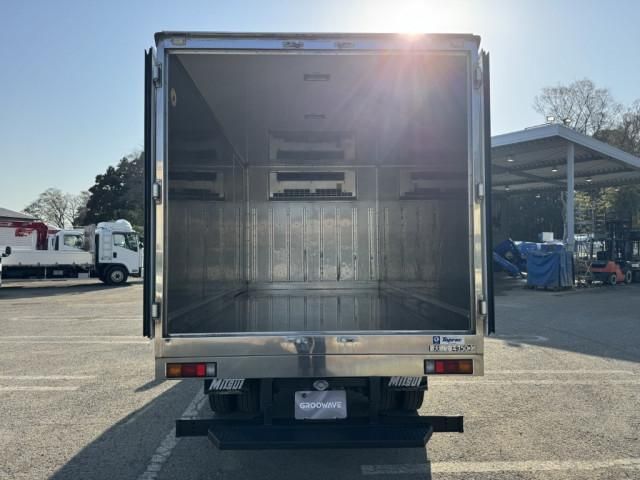 Mitsubishi CANTER 2017-11 6050318-9