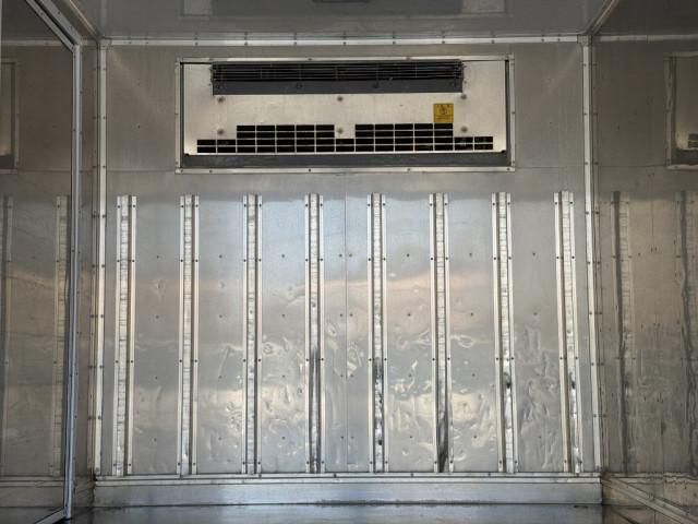 Mitsubishi CANTER 2017-11 6050318-14