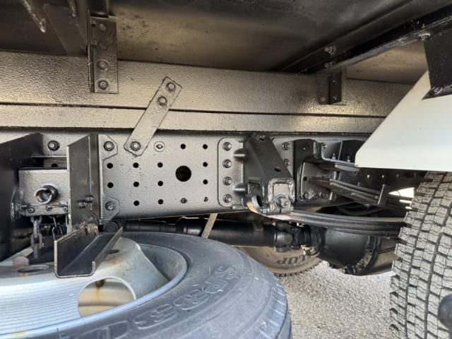 Mitsubishi CANTER 2017-11 6050318-21