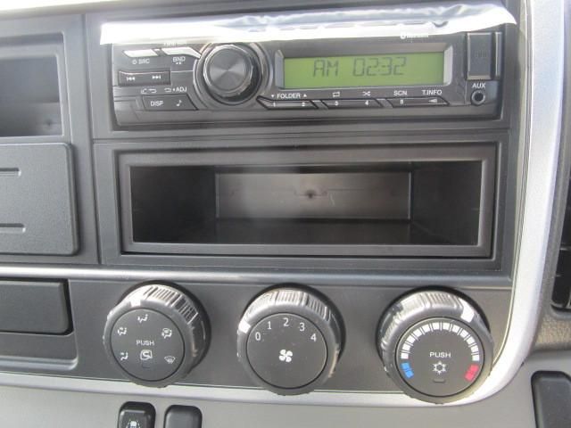 Mitsubishi CANTER 2024-09 6050282-14