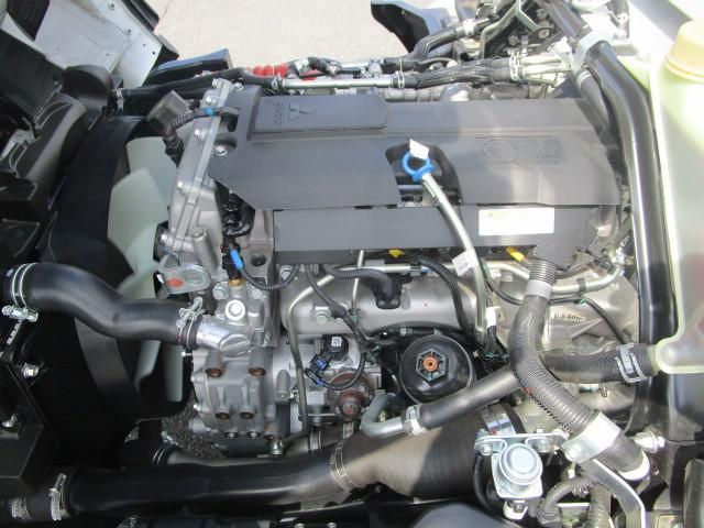 Mitsubishi CANTER 2024-09 6050282-20