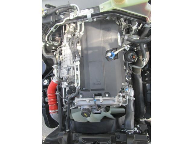 Mitsubishi CANTER 2024-09 6050282-21