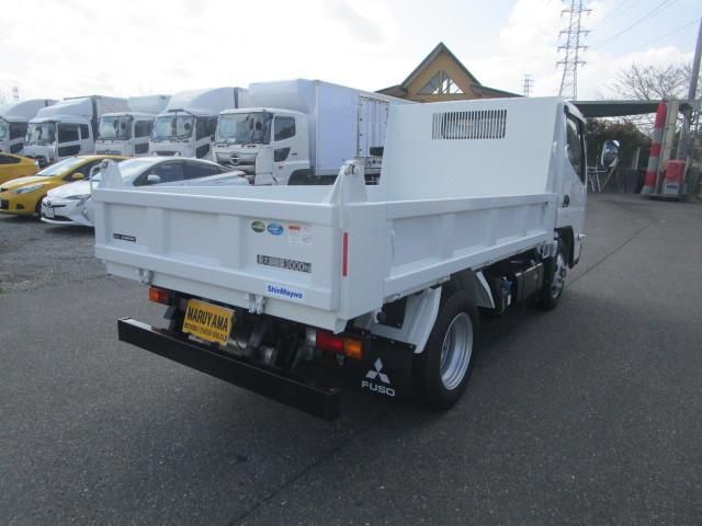 Mitsubishi CANTER 2024-09 6050282-3