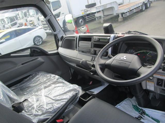 Mitsubishi CANTER 2024-09 6050282-8
