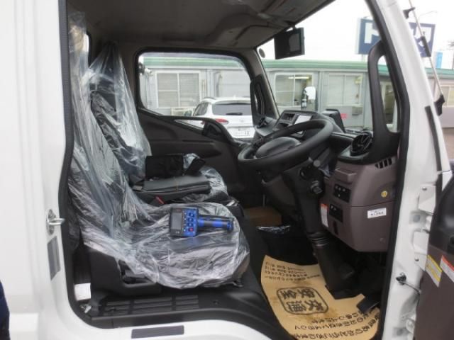 Mitsubishi CANTER 2025-11 6050240-13