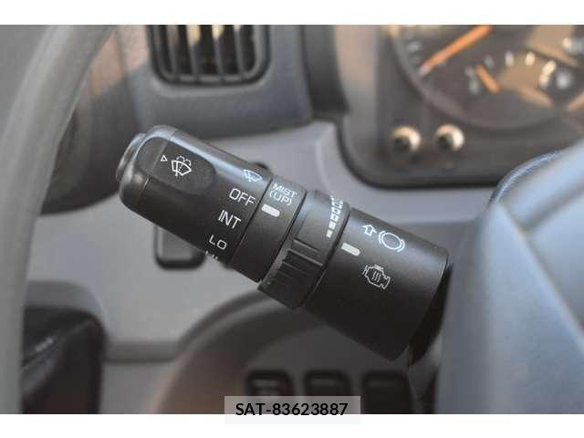 Mitsubishi CANTER 2015-09 6212292-12