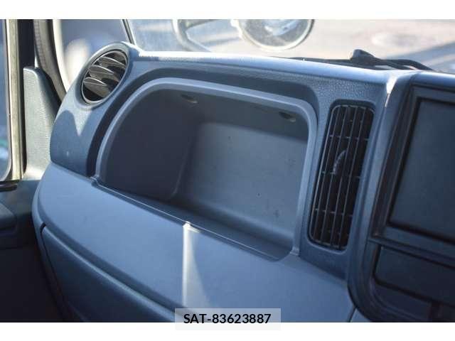 Mitsubishi CANTER 2015-09 6212292-18