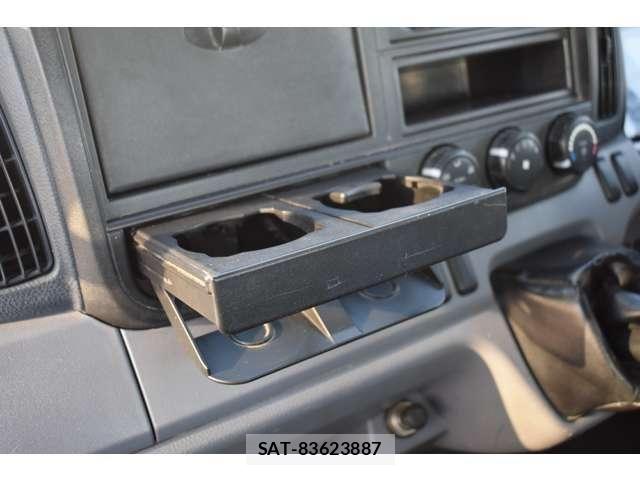 Mitsubishi CANTER 2015-09 6212292-21