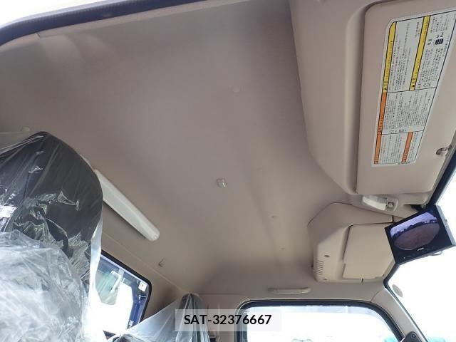 Mitsubishi CANTER 2026-01 6212314-13
