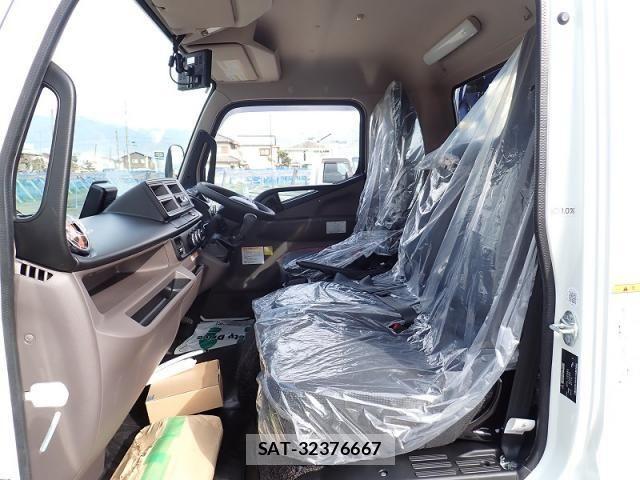 Mitsubishi CANTER 2026-01 6212314-14