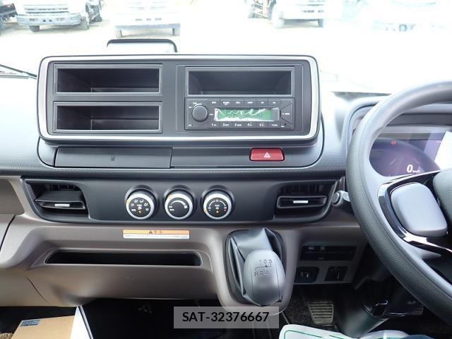 Mitsubishi CANTER 2026-01 6212314-16