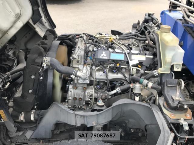 Mitsubishi CANTER 2015-09 6212291-16