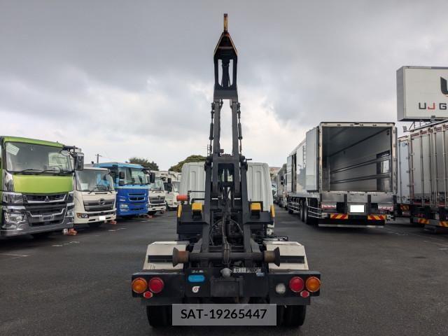 Mitsubishi CANTER 2007-12 6242625-11