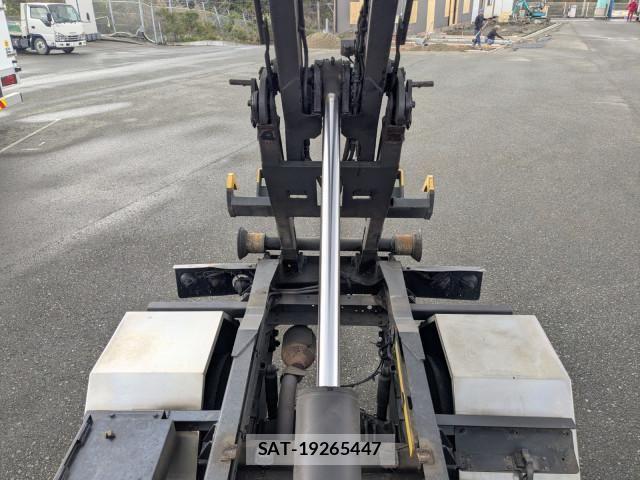 Mitsubishi CANTER 2007-12 6242625-13