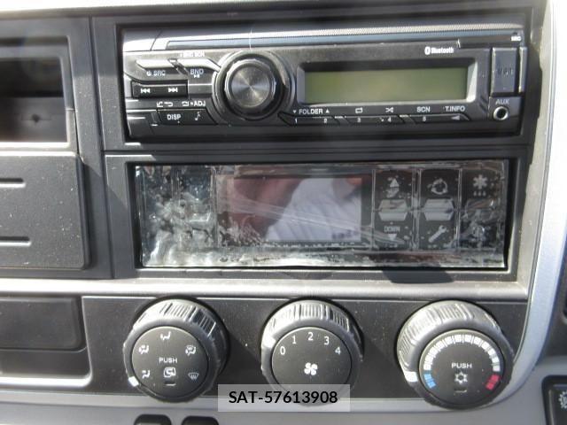 Mitsubishi CANTER 2024-10 6242591-14