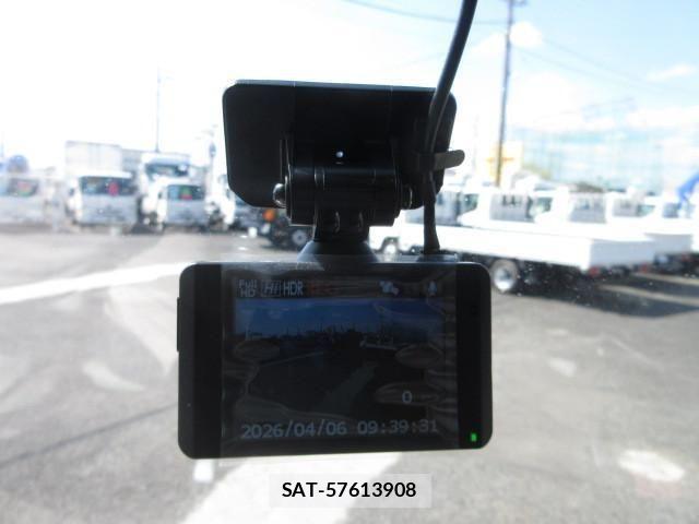 Mitsubishi CANTER 2024-10 6242591-16