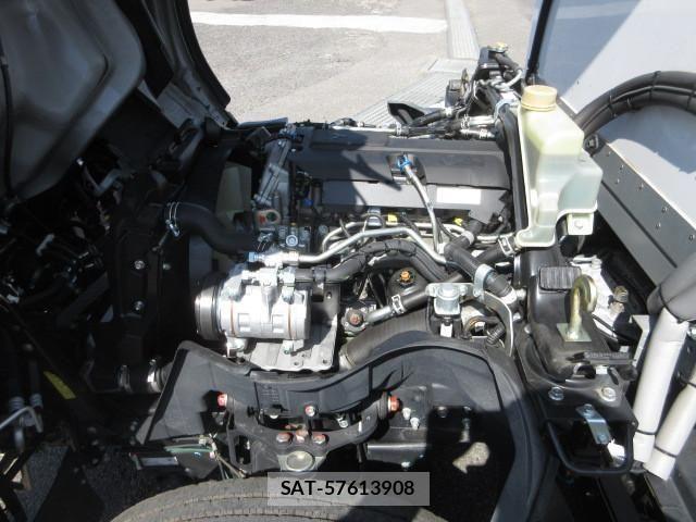 Mitsubishi CANTER 2024-10 6242591-20