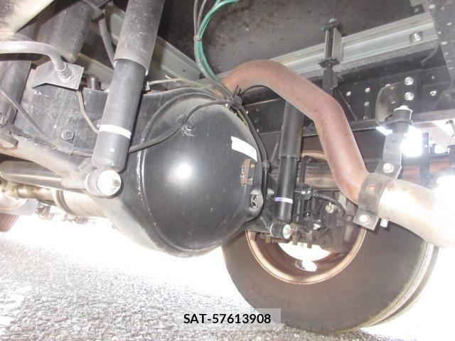 Mitsubishi CANTER 2024-10 6242591-26
