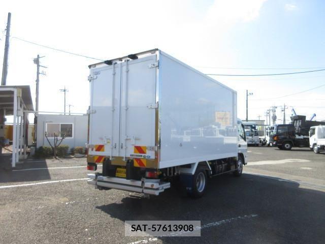 Mitsubishi CANTER 2024-10 6242591-3